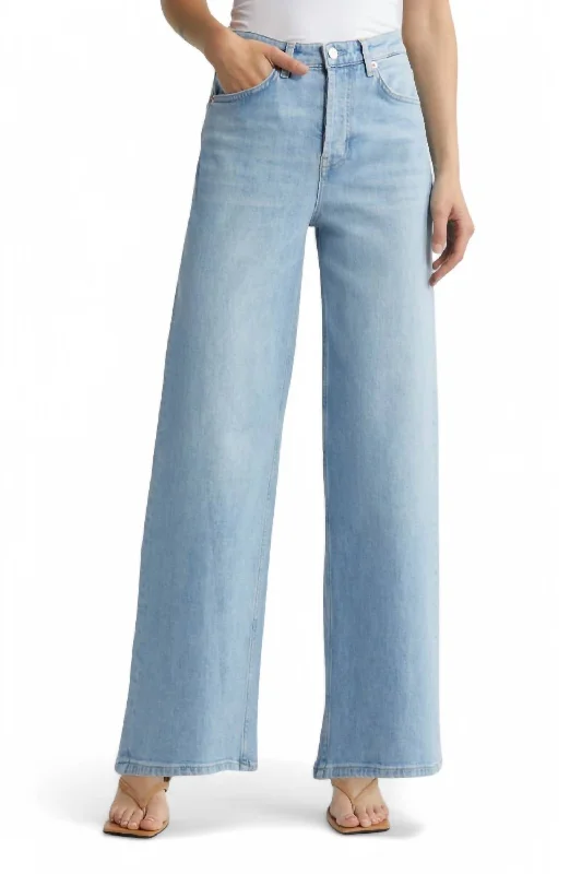 Weekend Style The Getty High Rise Wide Leg Jean In Blue Mist