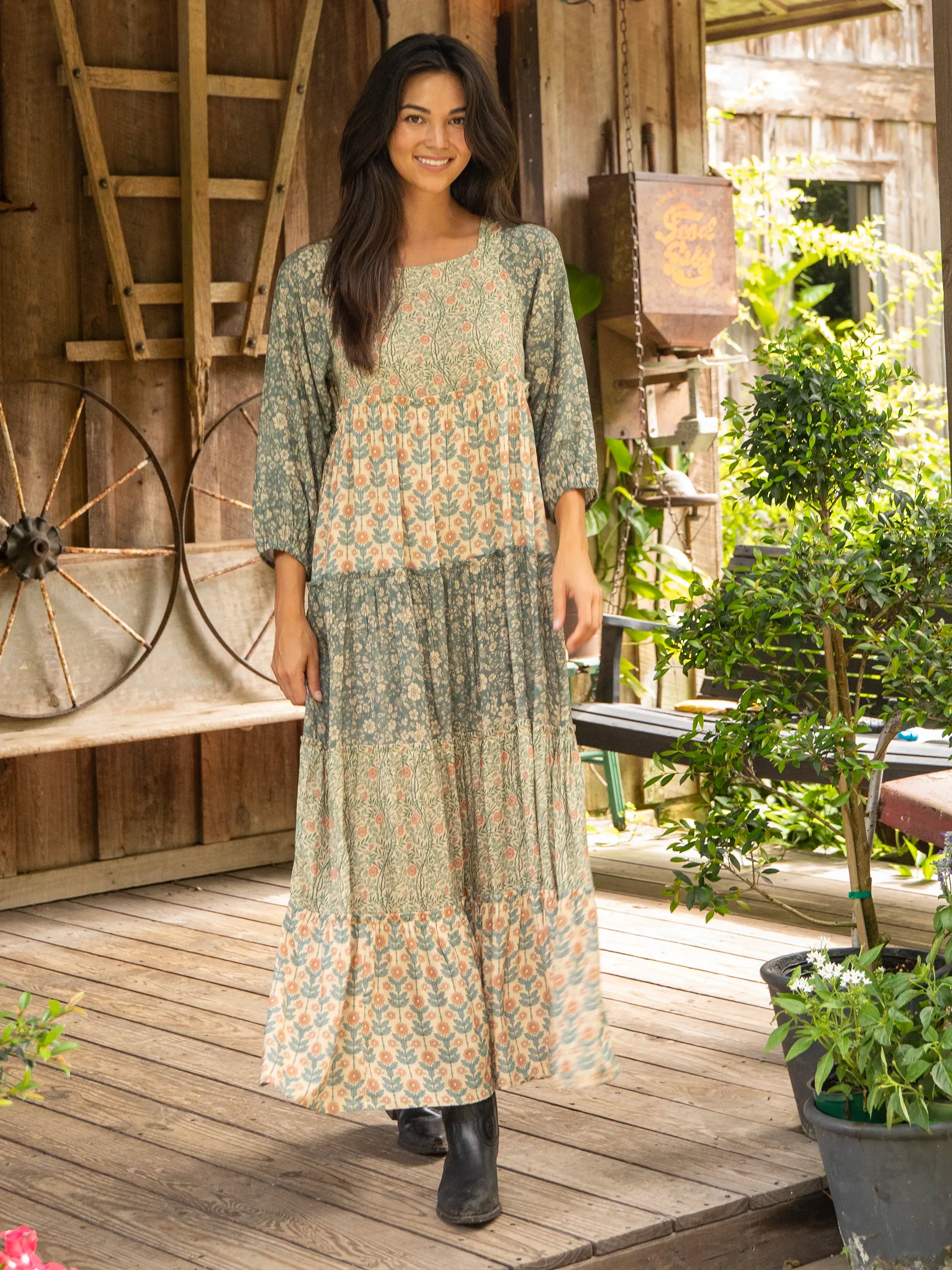 Berkley Long Sleeve Maxi Dress - Tan Olive Mixed Floral