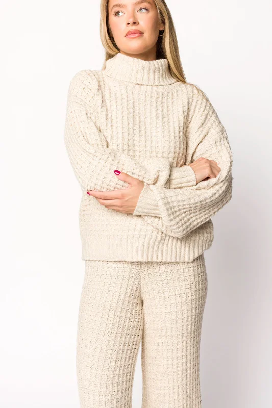 Lovender Turtleneck Sweater in Natural