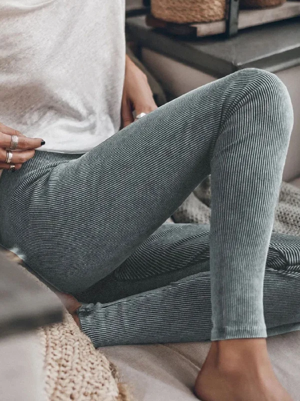Trendy Casuals Ribbed Elastic Waist Leggings