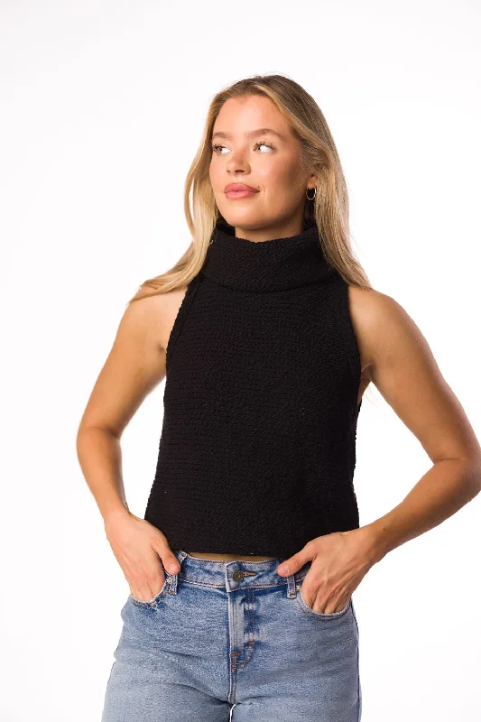 Salma Sweater Crop Top in Black